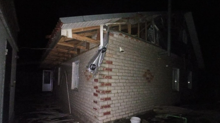 На Херсонщині через ворожі обстріли пошкоджені житлові будинки, медичний та навчальний заклад