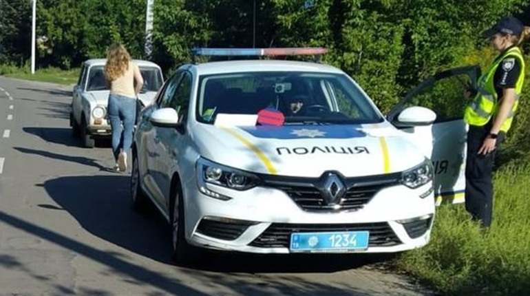 У Тростянці автомобіль наїхав на велосипедиста: деталі з’ясовуються