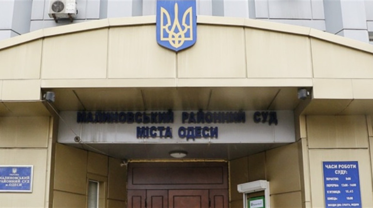 Уродженця Таврійська засудили за зґвалтування жінки в Херсоні і звільнили від покарання