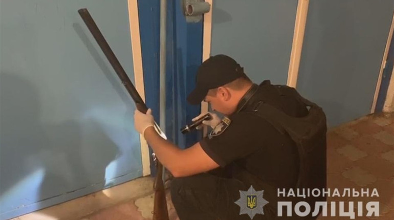 У Граденицях чоловік вбив зятя та опинився в лікарні з нападом. Той ображав доньку та онуків