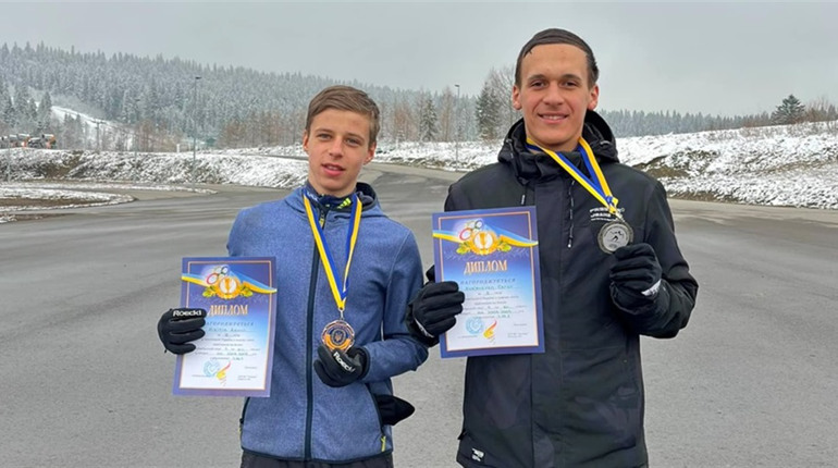 Два глухівчанина посіли призові місця на чемпіонаті України з лижних гонок на Львівщині