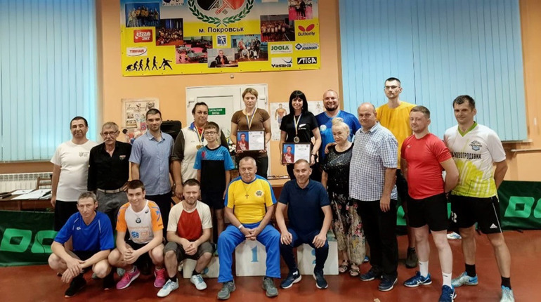 Пройшов шостий турнір з настільного тенісу пам’яті Микаела Оганесяна. Як розподілили призові місця