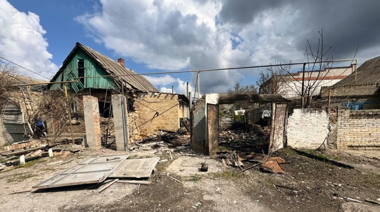 Ворог атакував 30 міст і сіл Херсонщини: 9 поранених, пошкоджено 14 будинків