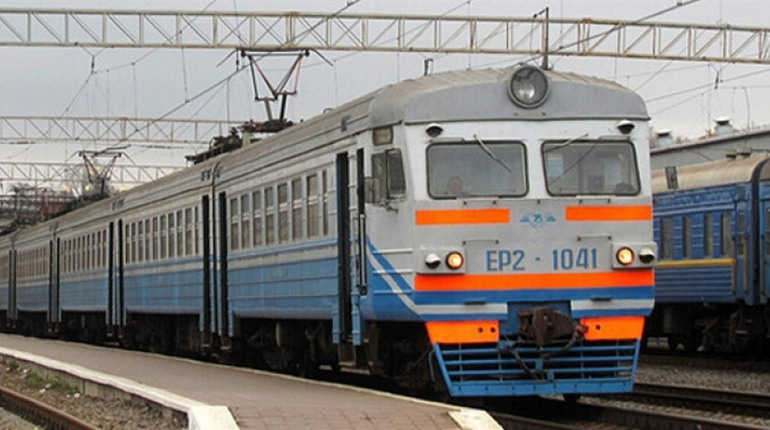 З 10 червня змінився графік руху електричок Київ-Фастів