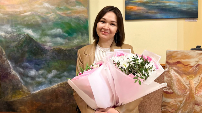Біляївці доторкнулися до небес. Відкрилася персональна виставка Катерини Погребенної