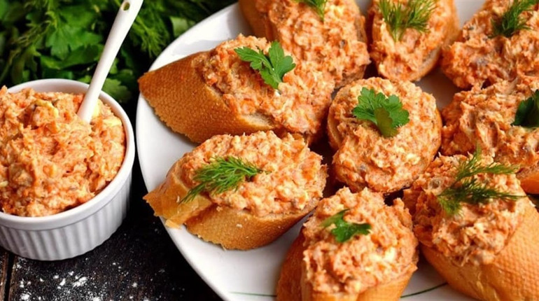 Рецепт дня: намазка з оселедця "як червона ікра"