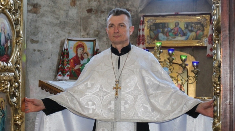 Христос Воскрес! Воскресне Україна! Великоднє звернення настоятеля Свято-Троїцького храму