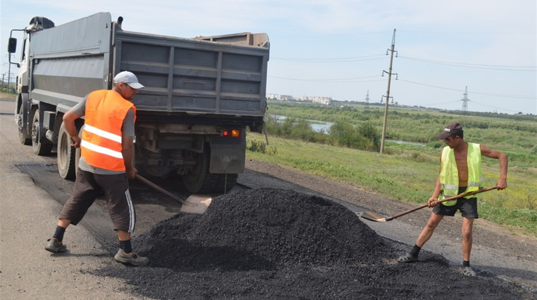 В Біляївській громаді почали ремонт дороги, яка поєднує села Широка Балка і Мирне