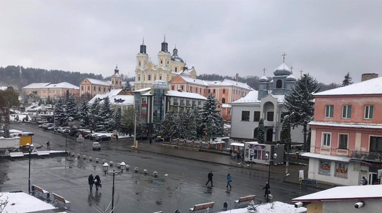 У Кременці до літа впорядкують зовнішню рекламу