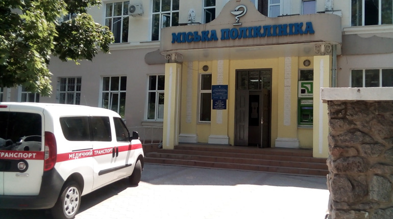 Херсон і Нова Каховка в лідерах по ковіду