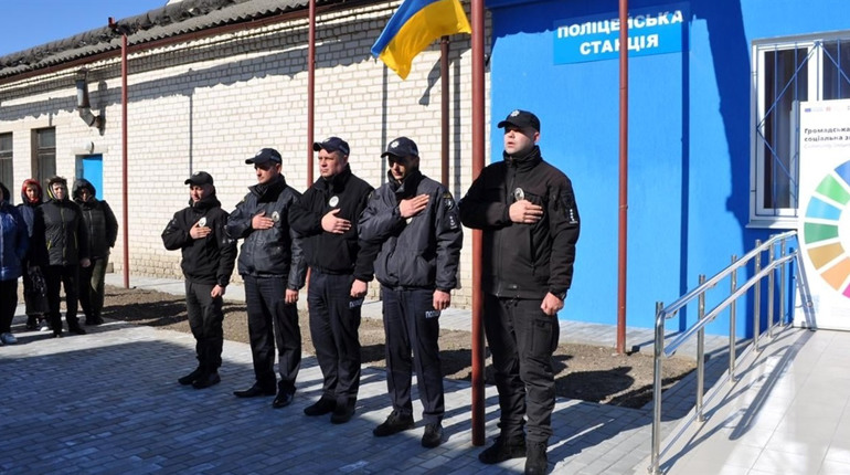 У Сватівському районі запрацювала поліцейська станція: де вона знаходиться