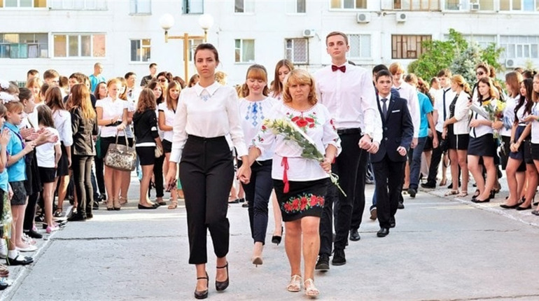 Історія вчительки з Енергодару. Довгий шлях до свободи і повернення на Городоччину