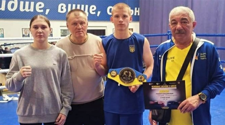 Вихованець Біляївської ДЮСШ став чемпіоном України з боксу і номером один збірної України