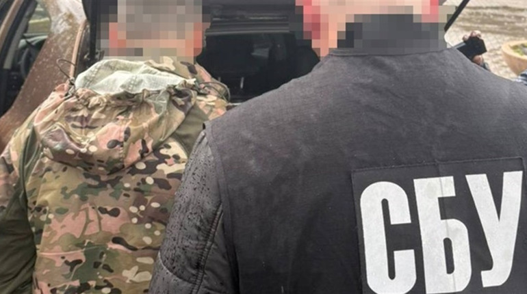 Посадовці ТЦК на Полтавщині продавали «звільнення» за $2000