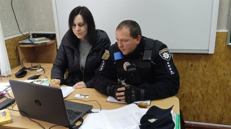 Поліція Ворожбянської громади спілкувалась із учнями місцевого ліцею