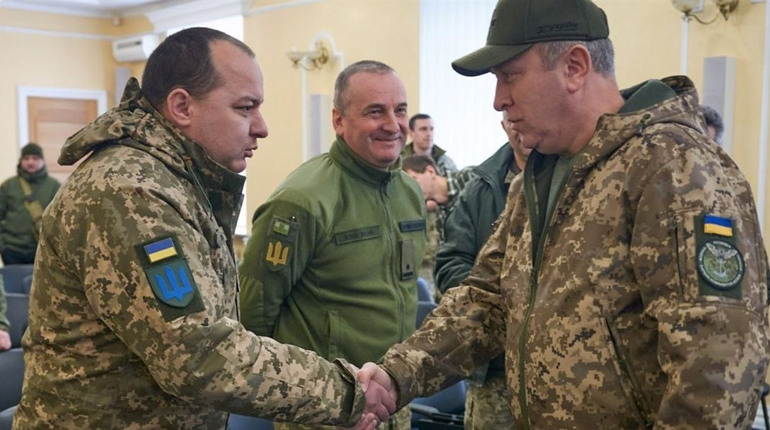 Черкащина передала військовим допомогу