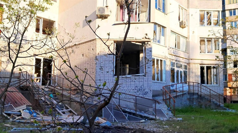 Ворожа армія цілодобово обстрілює Херсон: накривають центр міста та прибережні райони