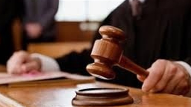 На Кременеччині суд оштрафував батька школяра, який ображав вчителя