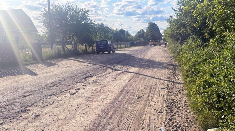 На Сарненщині чоловік вдарив ножем сусіда та викликав поліцію