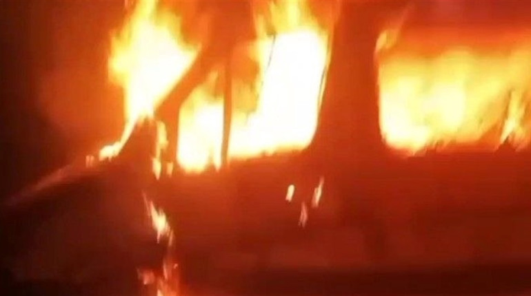 У Новій Каховці згорів автомобіль ритуальної служби