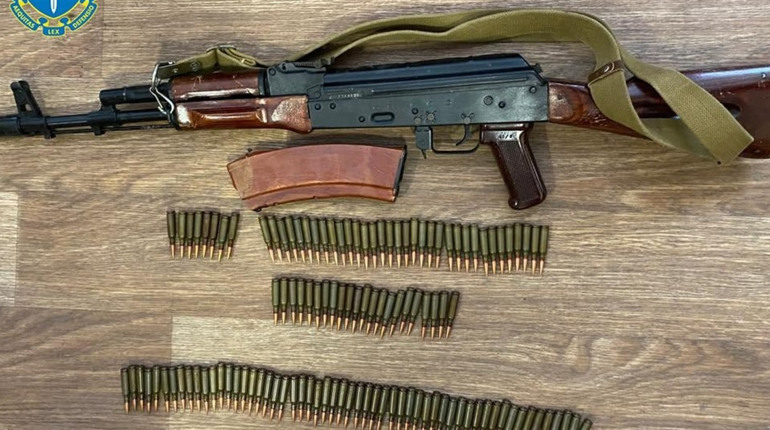 Житель Бериславського району збував вогнепальну зброю та набої: йому повідомили про підозру