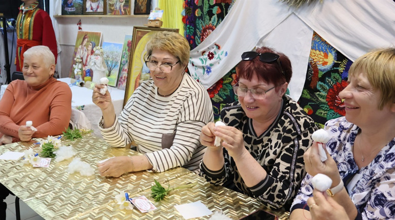 Материнське серце – це маяк: у Південноукраїнську провели захід для матерів військових