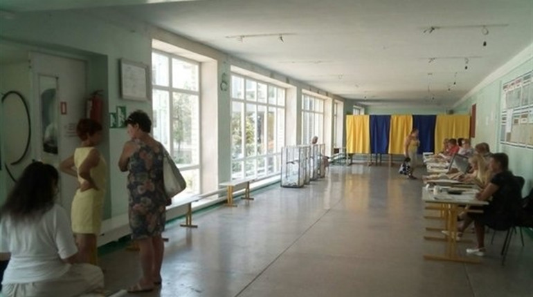 Виборчі каруселі почалися