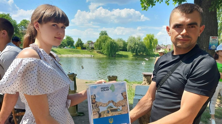 Донатили, презентували енергоджерела, відкривали фонтан: захід на підтримку ЗСУ у Первомайську
