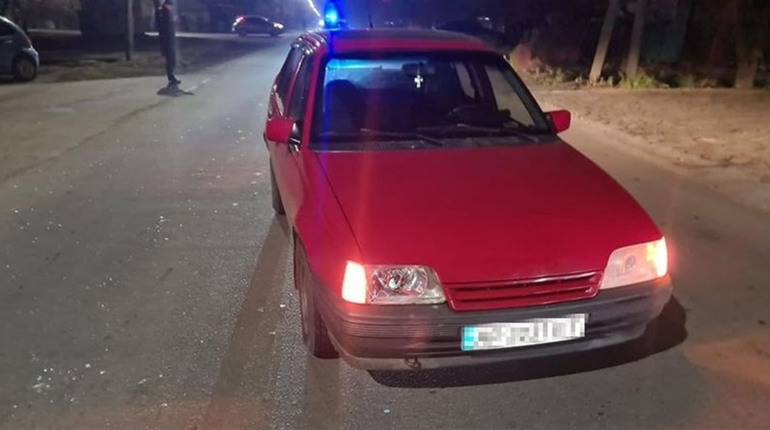 Поліція звертається до свідків ДТП, в якому постраждали жінка з онукою