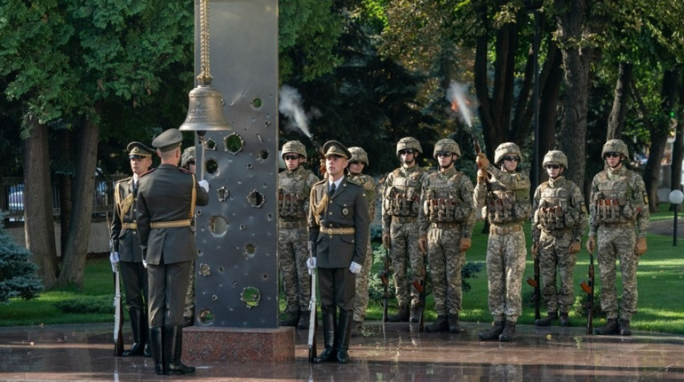 29 серпня - День пам'яті захисників України