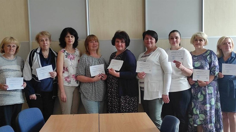 У Фастові випускники курсів комп'ютерної грамотності отримали сертифікати