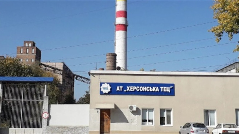 У Херсоні через російські атаки призупинено роботу ТЕЦ: без тепла понад 40 тисяч абонентів