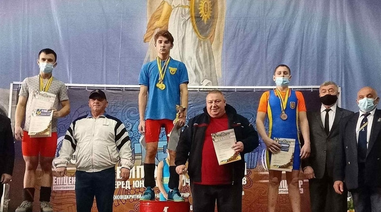 Артем Дяговець з Волновахи став Чемпіоном України з важкої атлетики