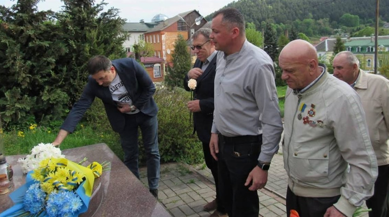 На Кременеччині вшанували памʼять жертв на Чорнобильській АЕС