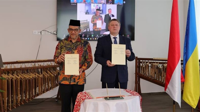 НДУ імені Миколи Гоголя підписав Меморандум з індонезійським університетом