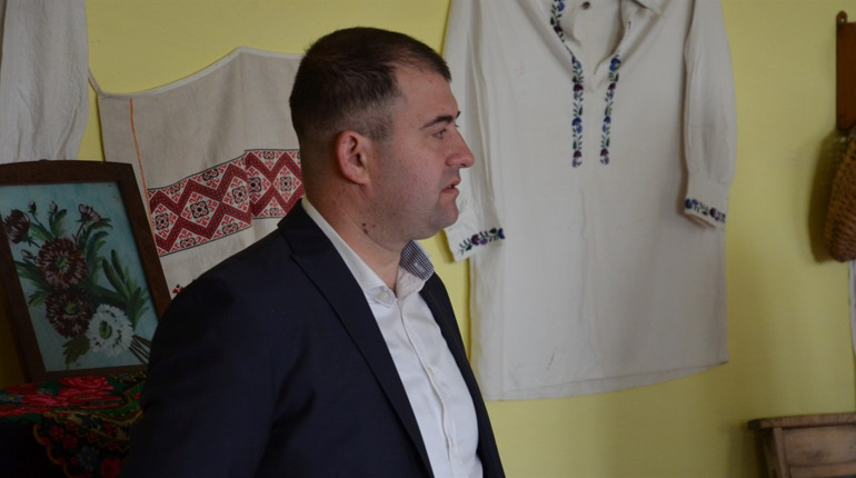 У Горішньовигнанському НВК Чортківської громади представили нового директора