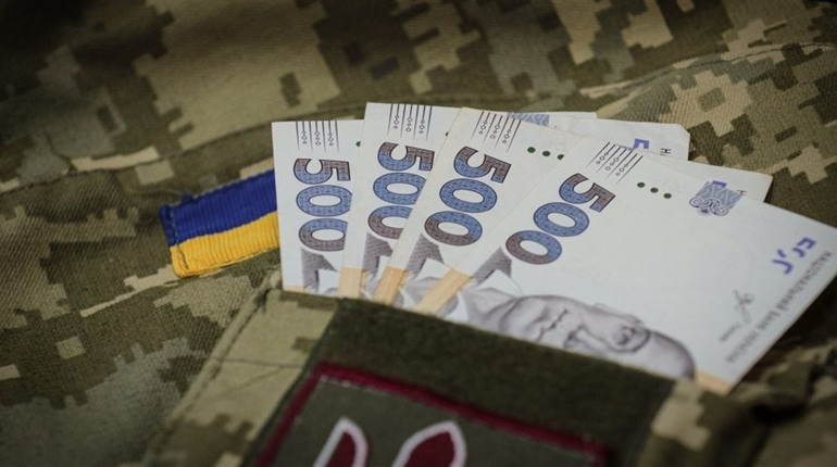 Яку грошову допомогу на Сумщині можуть отримати ветерани та члени сімей загиблих воїнів?