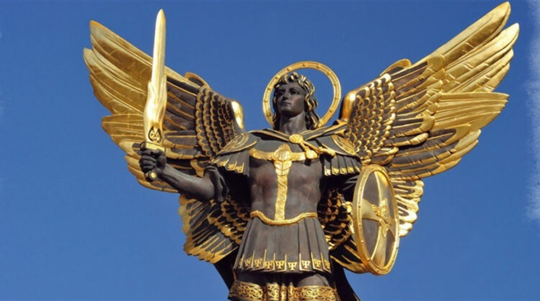 Чому Михайлів день вважається головним з усіх свят на честь янголів
