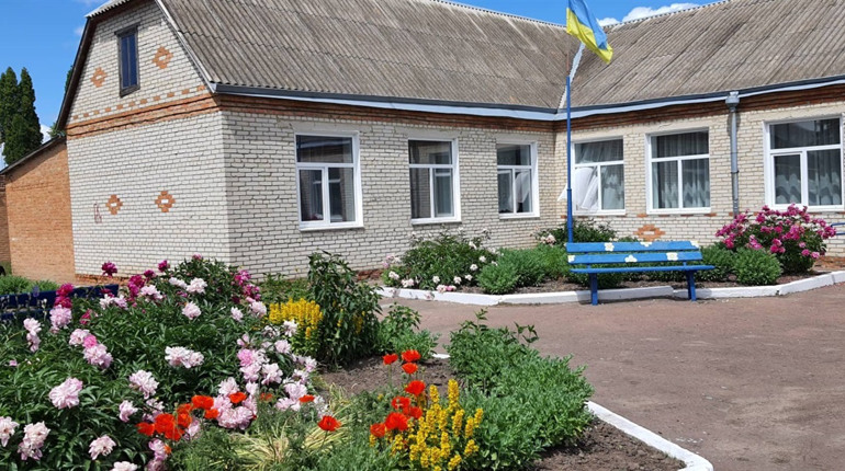 У Воронівській школі працюватимуть всі класи: як вдалось врятувати навчальний заклад