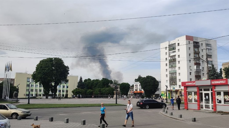Поблизу Фастова горіло поле. Дим було видно з міста
