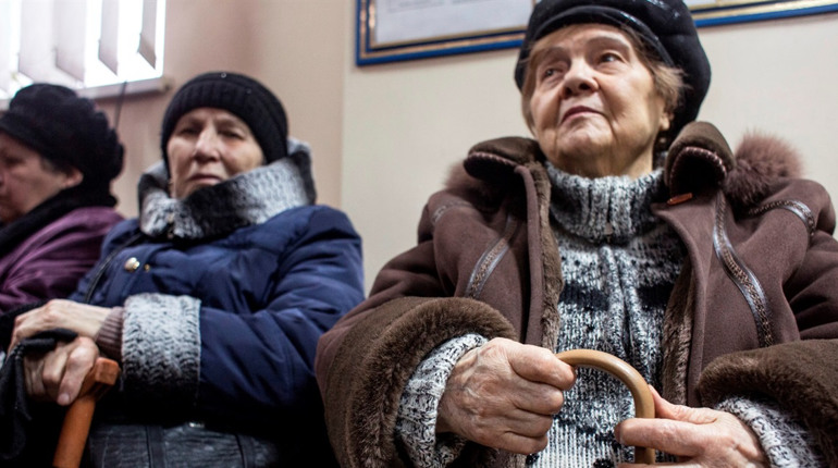 Переселенців з Луганщини 10 жовтня консультуватимуть фахівці ПФУ. Як отримати допомогу