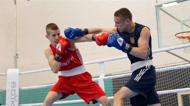 В Умані відбувся Чемпіонат України з боксу серед студентів. Як виступили уманські спортсмени