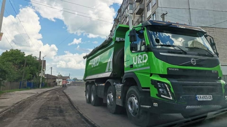Ірина Борзова допомогла залучити державні гроші на ремонт дороги в Барі