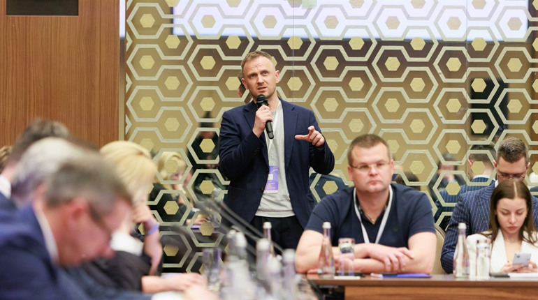 Уряд і бізнес обговорили, як українській металургії адаптуватися до правил ЄС