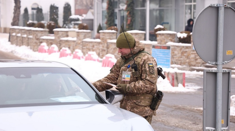 Увага: введено тимчасові обмеження для вантажного транспорту на українсько-молдовському кордоні