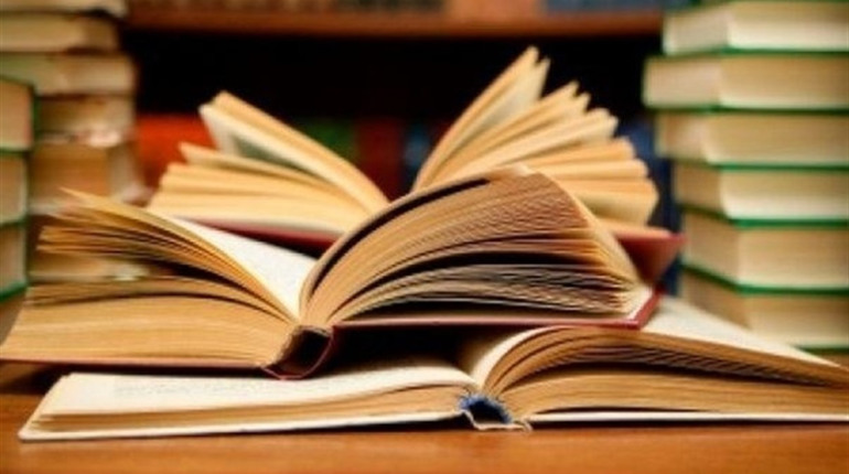 Інтерактиви, корисна інформація, розсилки та гумор: як працюють херсонські бібліотеки в карантин