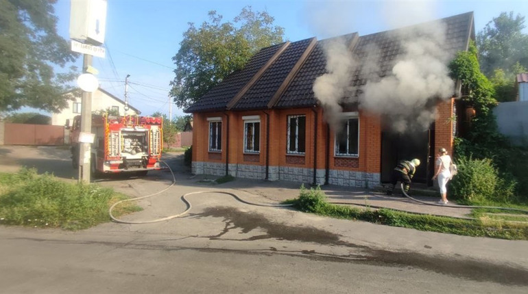 У Фастові горів салон краси: що відомо
