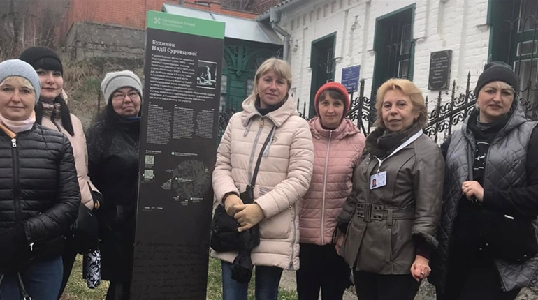 За Україну люди моляться всім богам: гід-екскурсовод Ліана Роднікова проводить екскурсії по Умані