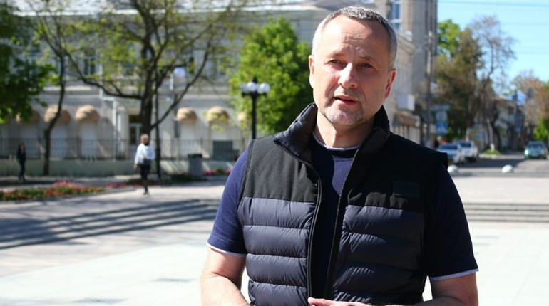 «Як справи? Як у клітці»: мер Херсона Ігор Колихаєв розповідає про життя міста в умовах окупації
