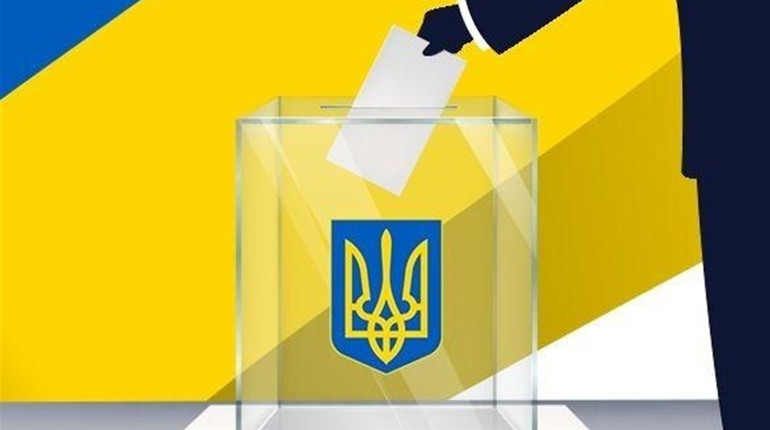 Місцеві вибори: у Новограді спроба стати депутатом удвічі дорожча, ніж мером